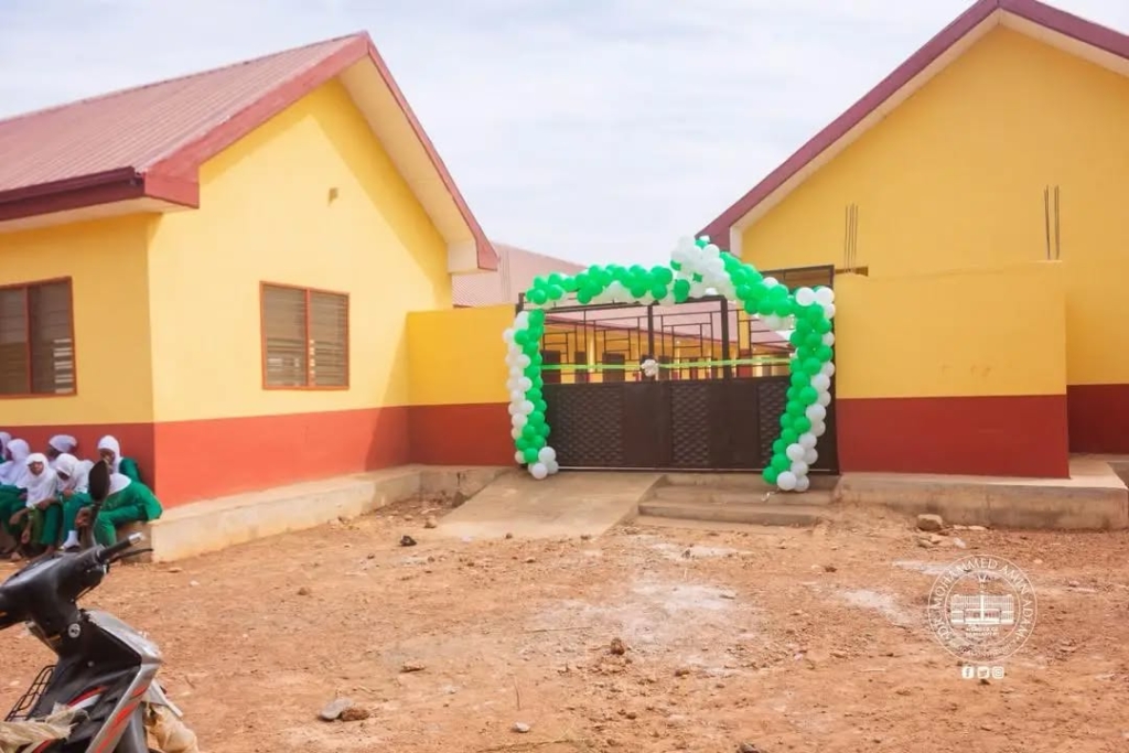 Dr Amin Adam hands over 300-bed dormitory to Ambariyya Islamic Institute