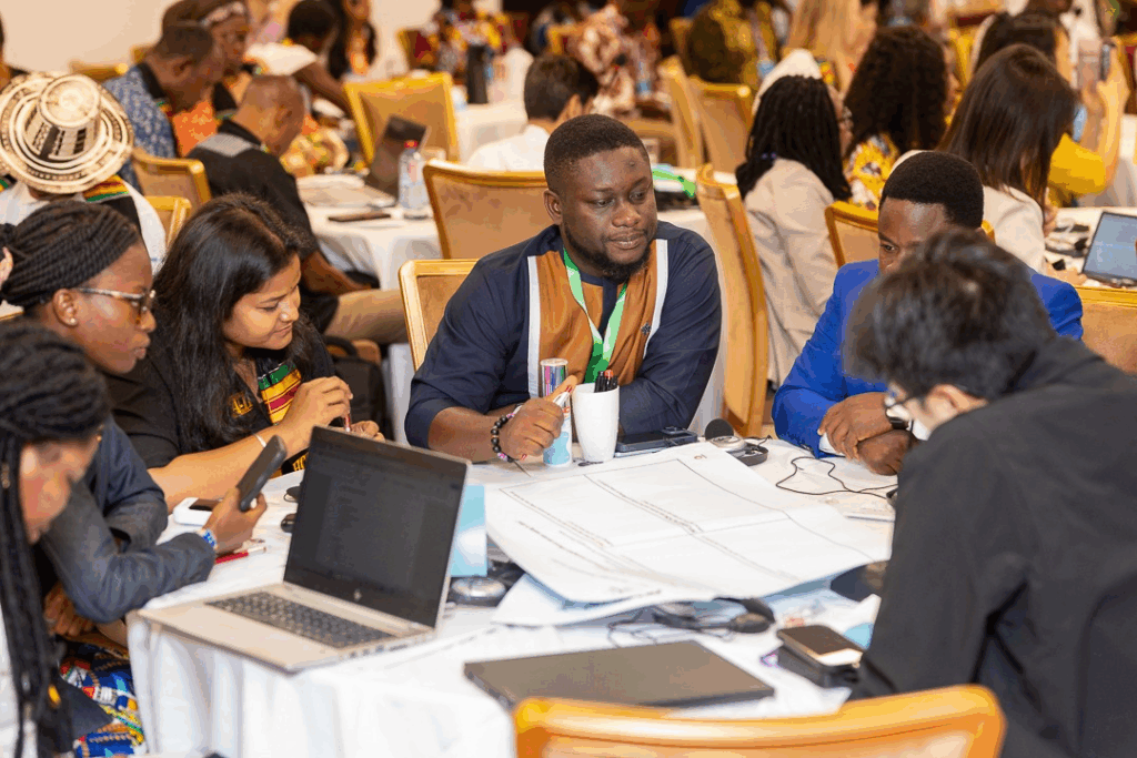 Adolescents from 6 countries lead urban dialogue in Accra