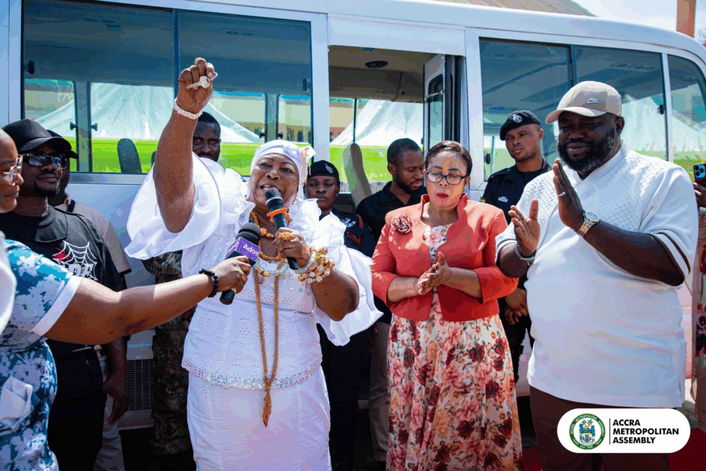 AMA hands over repaired bus to Greater Accra Market Association