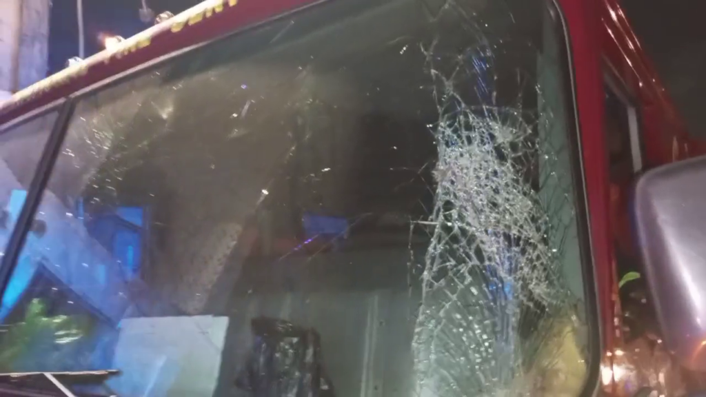 Mob fury at Kasoa: Firefighters stoned as...