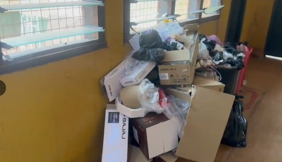 Sanitation concerns rise at Tamale Central Hospital amid staff strike over unpaid salaries Sanitation concerns rise at Tamale Central Hospital amid staff strike over unpaid salaries