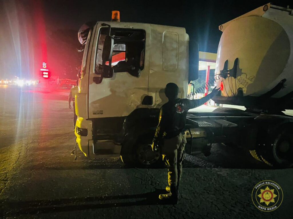 Disaster averted in Kpong as fuel tanker and articulated truck collide at filling station
