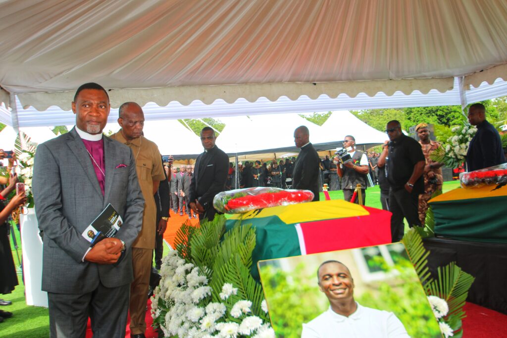 Photos: Two brothers who died in a tragic Tema aircraft crash laid to rest Photos: Two brothers who died in a tragic Tema aircraft crash laid to rest