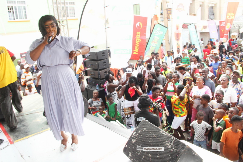Joyce Blessing blesses Adom TV Fufu Party patrons with thrilling performance Joyce Blessing blesses Adom TV Fufu Party patrons with thrilling performance