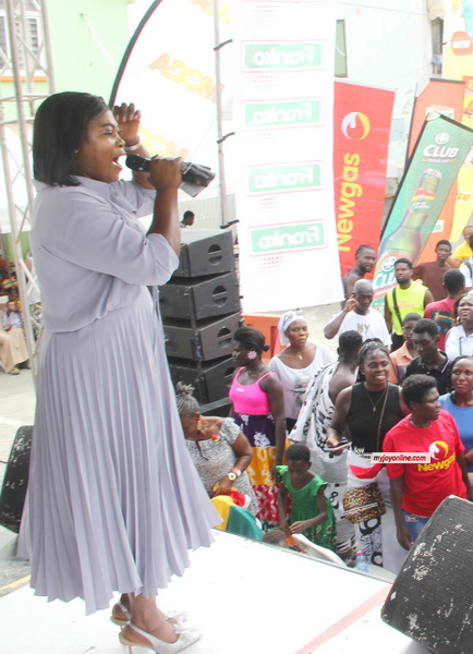 Joyce Blessing blesses Adom TV Fufu Party patrons with thrilling performance Joyce Blessing blesses Adom TV Fufu Party patrons with thrilling performance