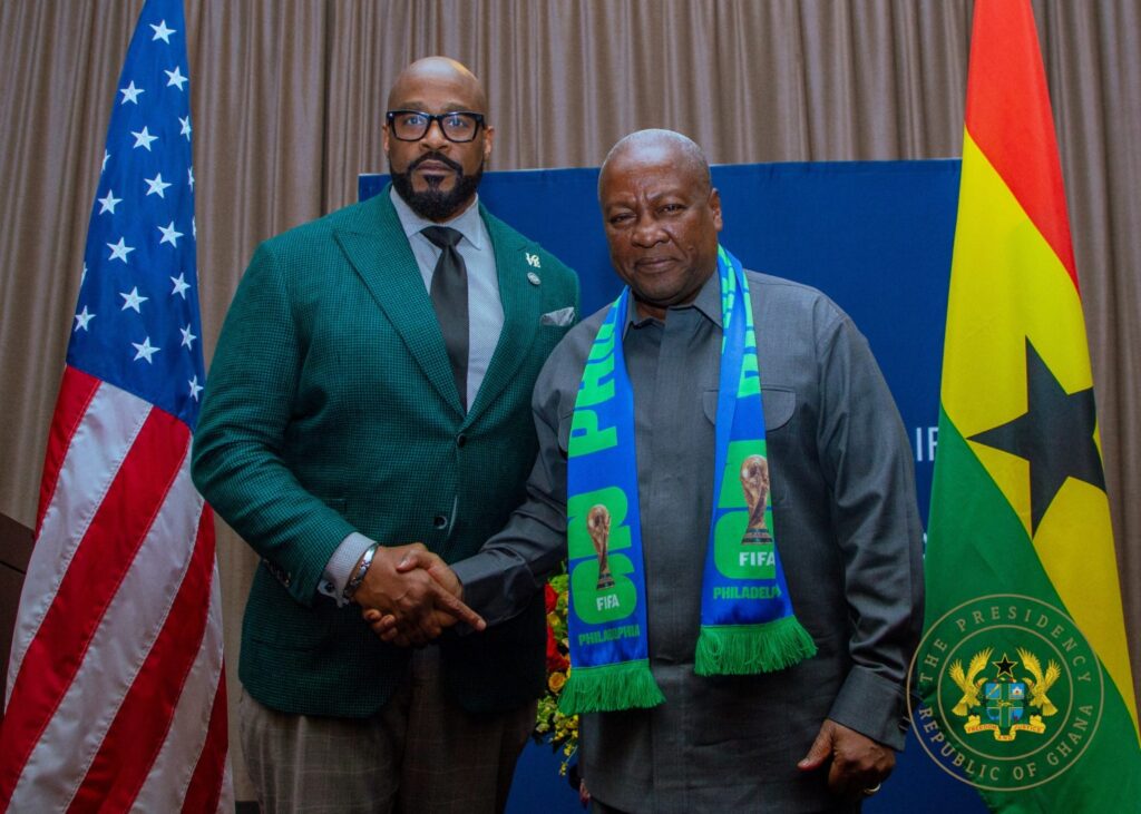 MAHAMA-PHIL-12-1536x1097-1-1024x731.jpg