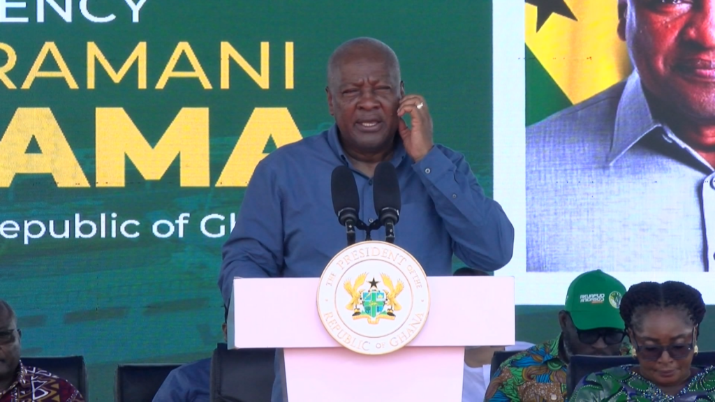 Eastern Region: Mahama orders free fertiliser distribution for farmers Eastern Region: Mahama orders free fertiliser distribution for farmers