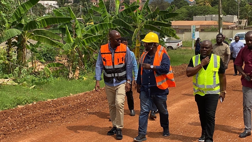 Kumasi Mayor inspects key inner-road...