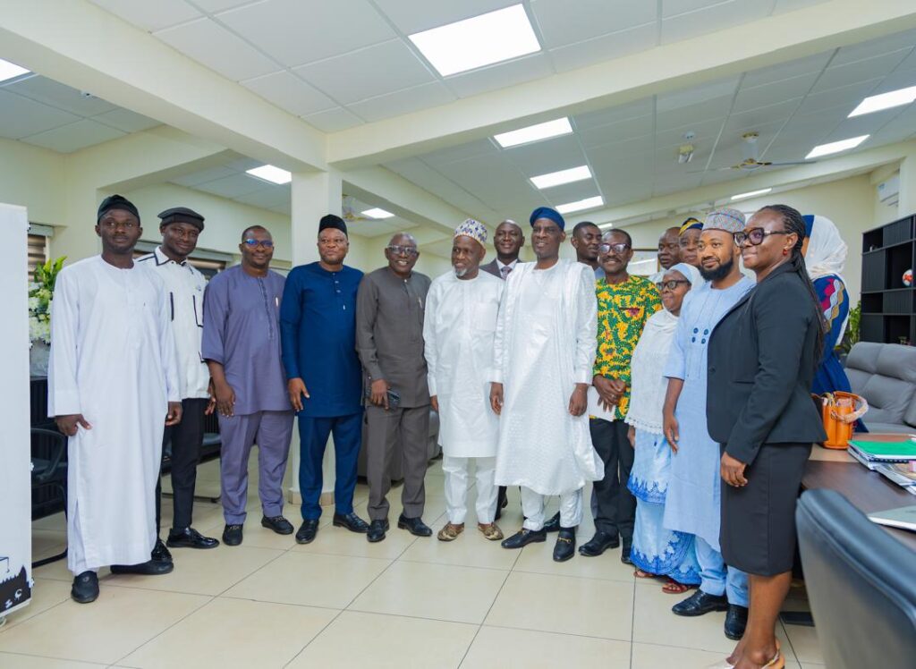 Ahmadiyya leader lauds Haruna Iddrisu’s leadership, foresees bigger national role