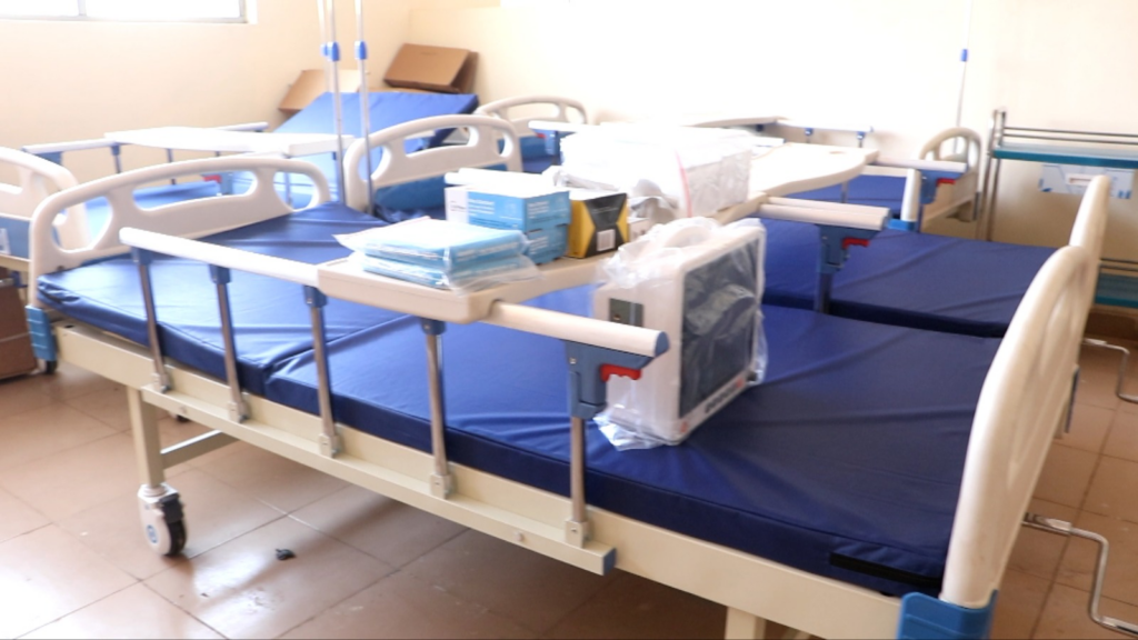 DBI Assembly, traditional leaders donate medical equipment to Issa polyclinic, motorbike to Police