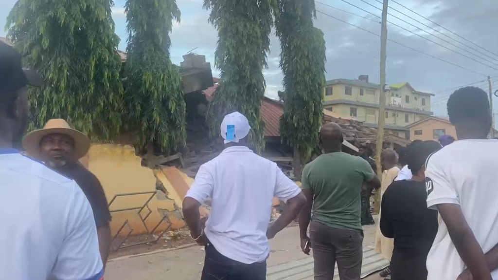 Storey building collapses in Accra New Town, people feared trapped