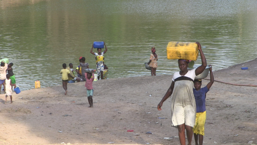 Dry boreholes, dry wells: changing weather patterns deepens Atebubu’s water crisis — but new solutions offer hope