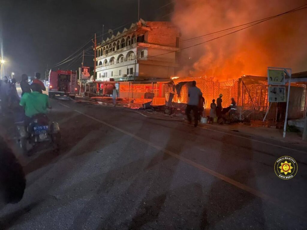 GNFS contains raging fire at Kabanye in Wa ...