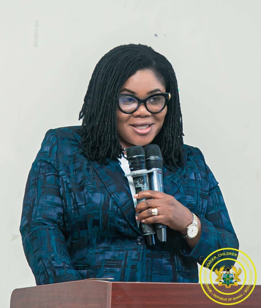 Gender Ministry holds staff durbar, welcomes new Chief Director