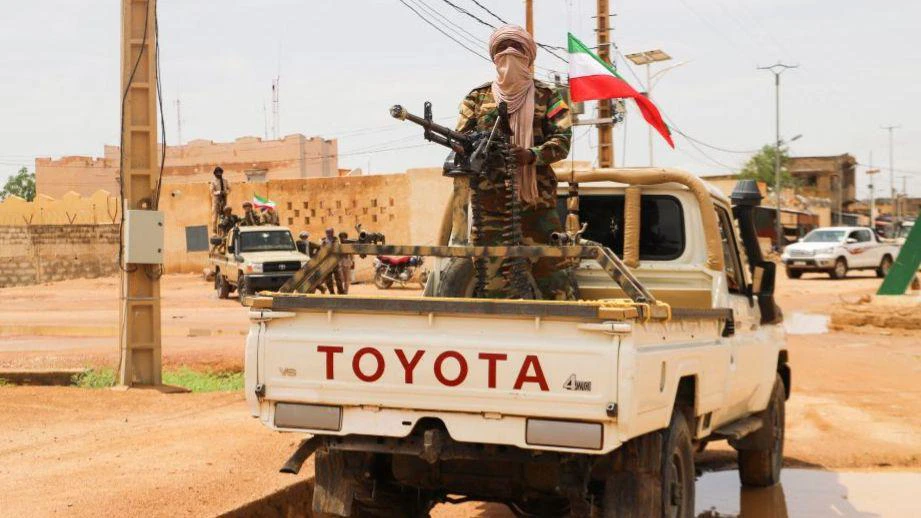 Conflict in Mali: Army and Russian Forces Withdraw from Kidal After Rebel Assaults