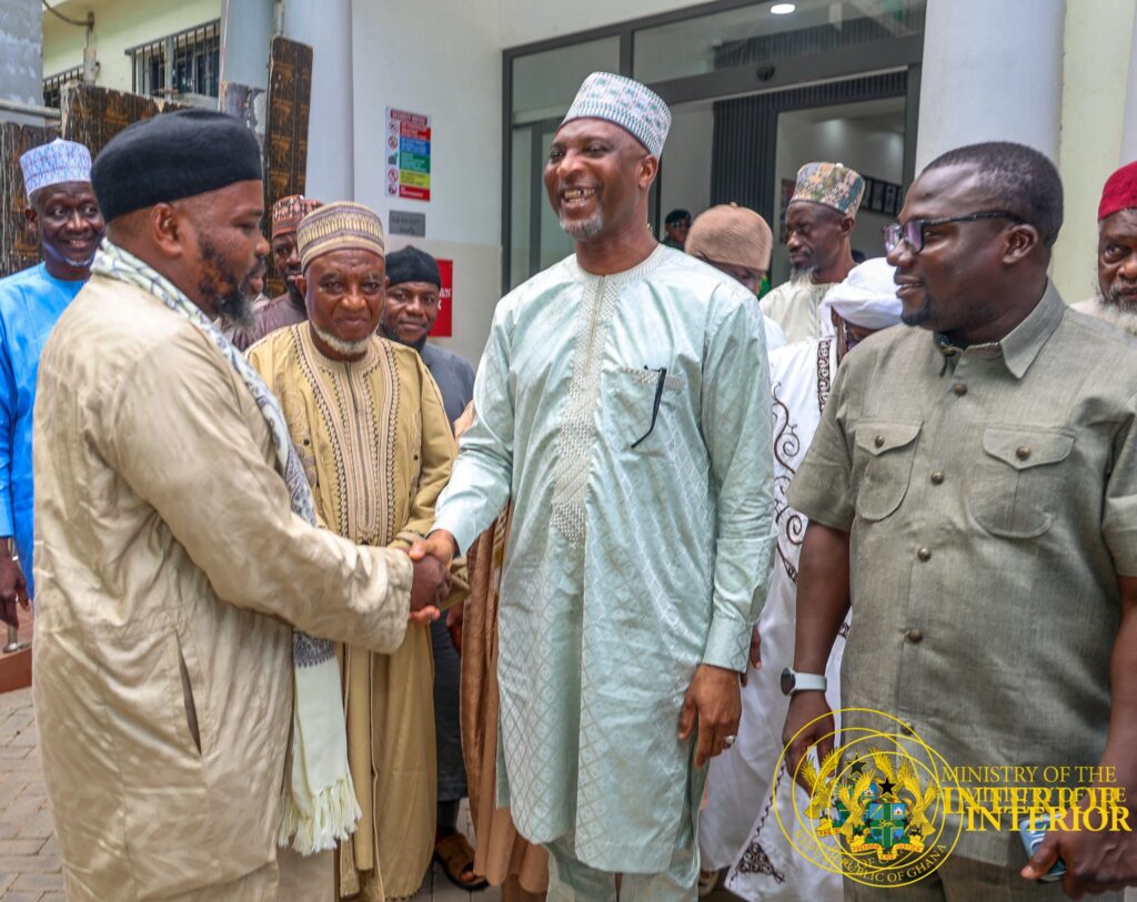 Interior Minister urges Muslims to unite and uphold Islamic principles