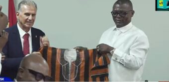 Queiroz welcomed as Ghana coach as Sports Ministry presents ‘fugu’ gift