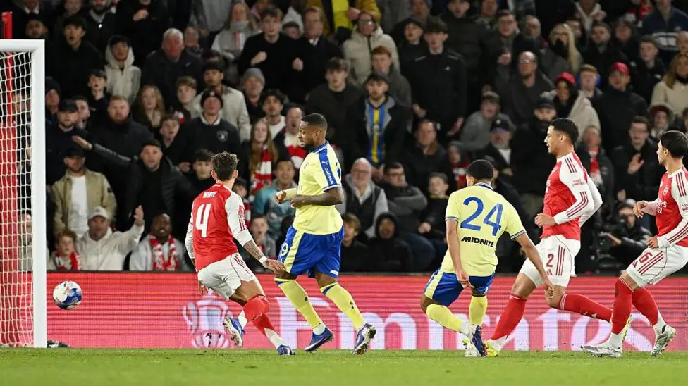 Southampton stun Arsenal to reach FA Cup semis