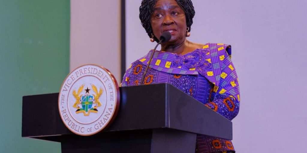 Veep urges Ghanaians in Spain to seize new immigration amnesty