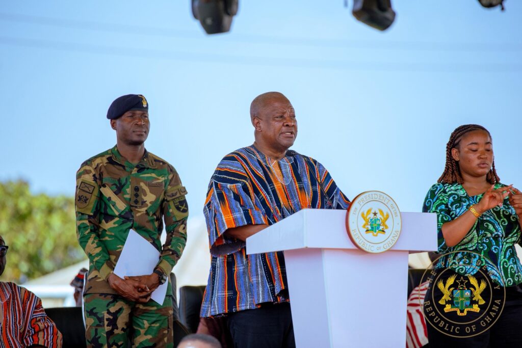 Mahama vows to prioritise roads, social amenities in Savannah region Mahama vows to prioritise roads, social amenities in Savannah region