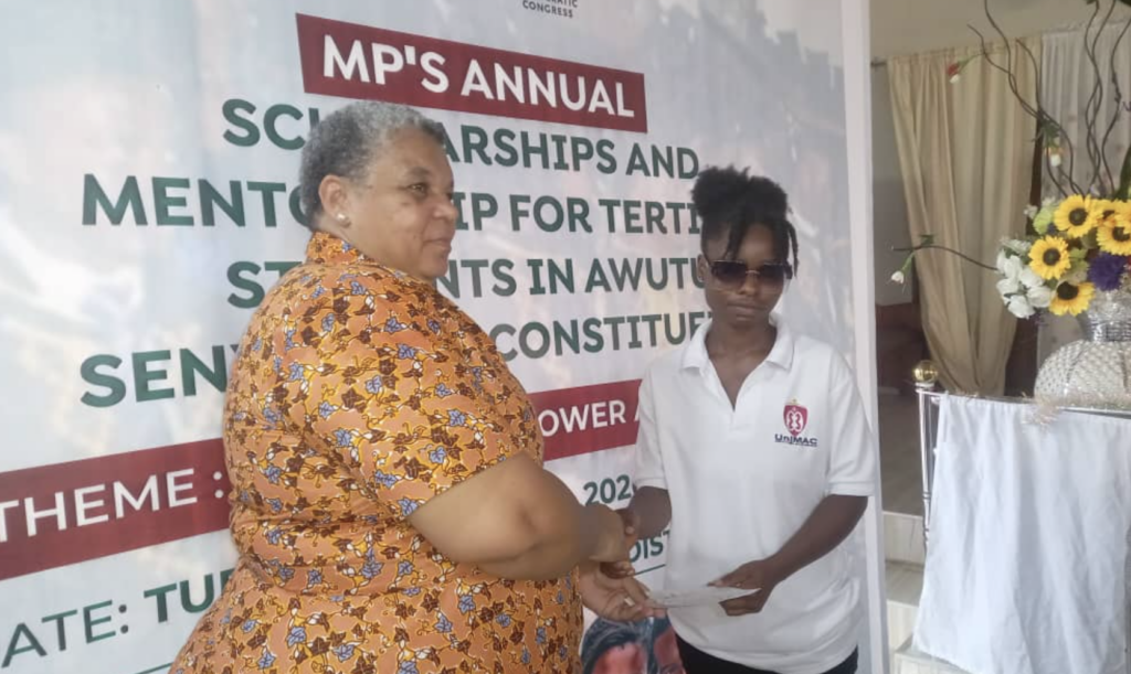 Awutu-Senya West MP offers GH¢150k scholarship to 100 tertiary students