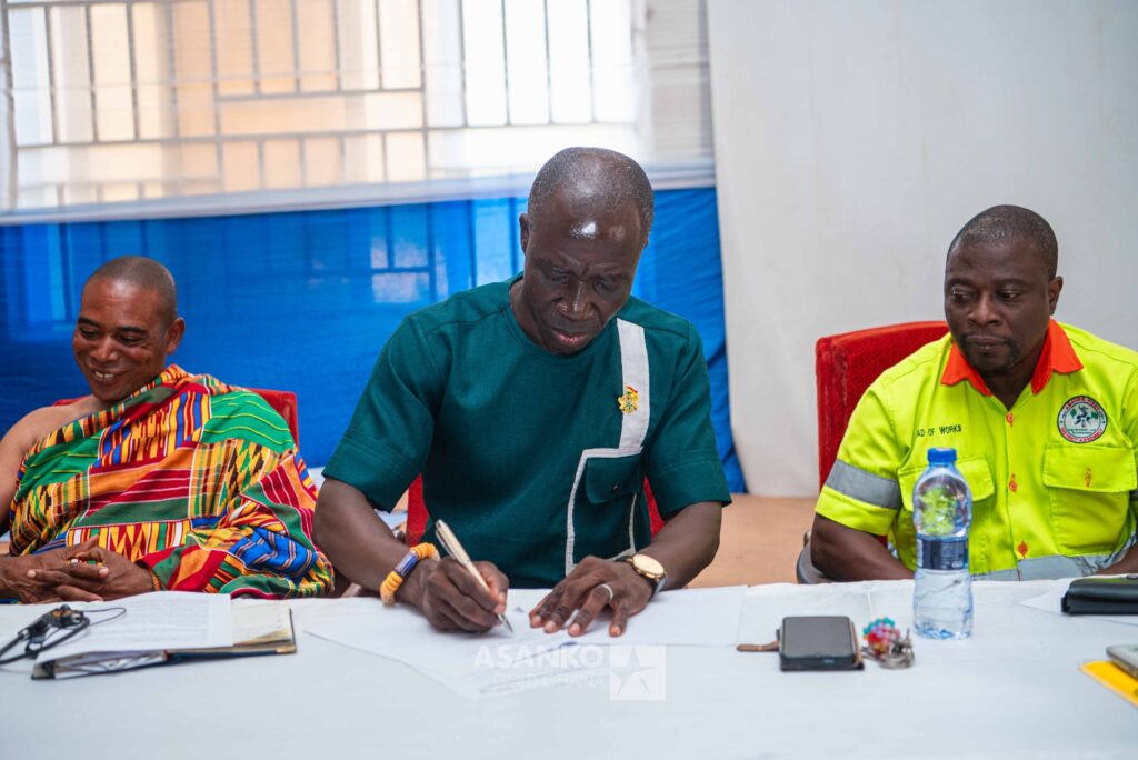 Asanko Gold supports road rehabilitation to ease transport challenges in Amansie West