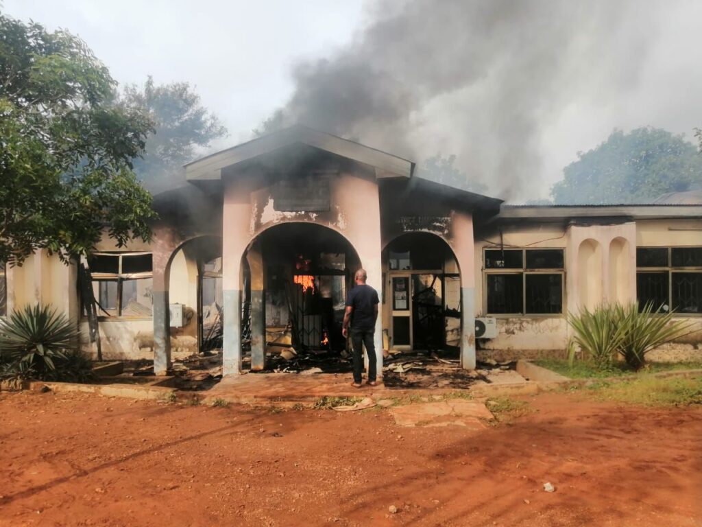 Fire guts District Magistrate Court ‘B’ in ...