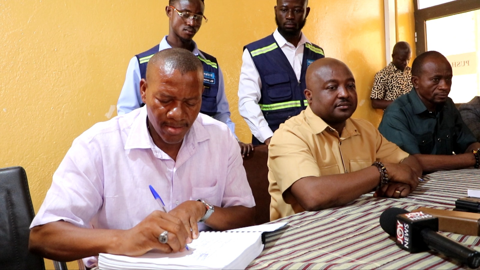 Upper West Region districts sign contracts to launch 24-hour economy markets