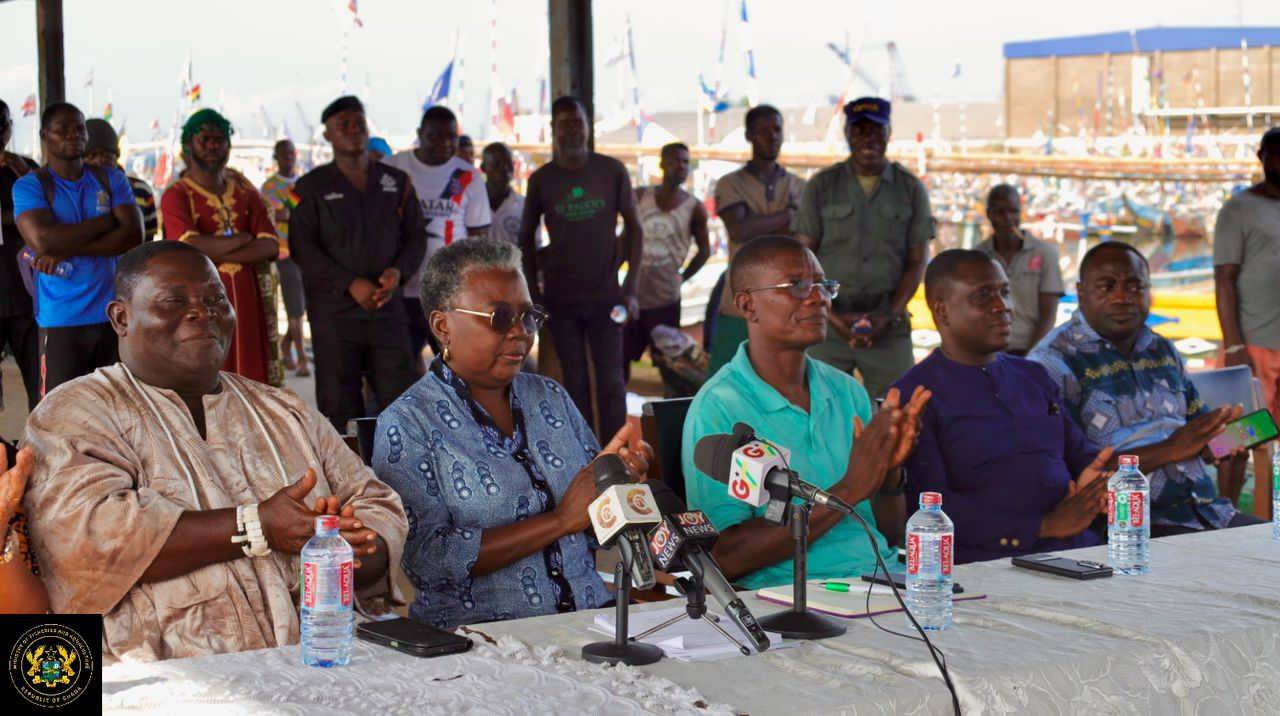 Gov’t bans industrial trawlers for two months as 2026 closed fishing season begins in July