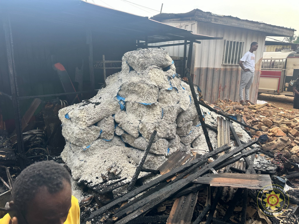 Fire destroys multiple structures at Anansekrom, La