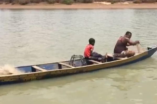 Climate change and pollution threaten livelihoods of White Volta fishermen