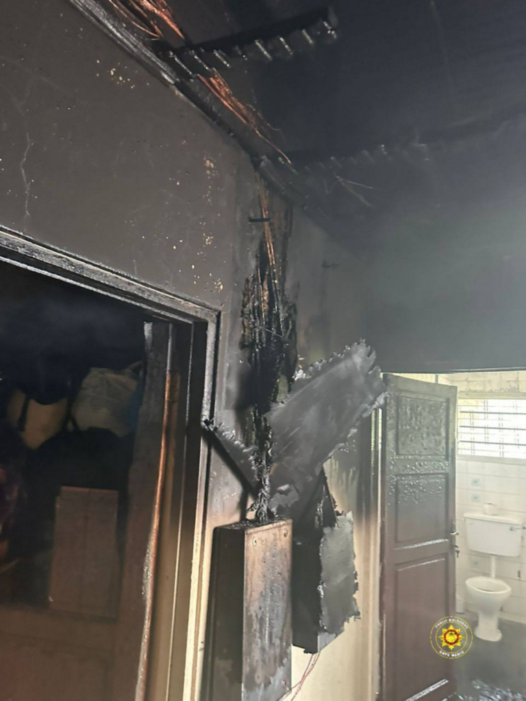 Fire destroys section of 4-bedroom...