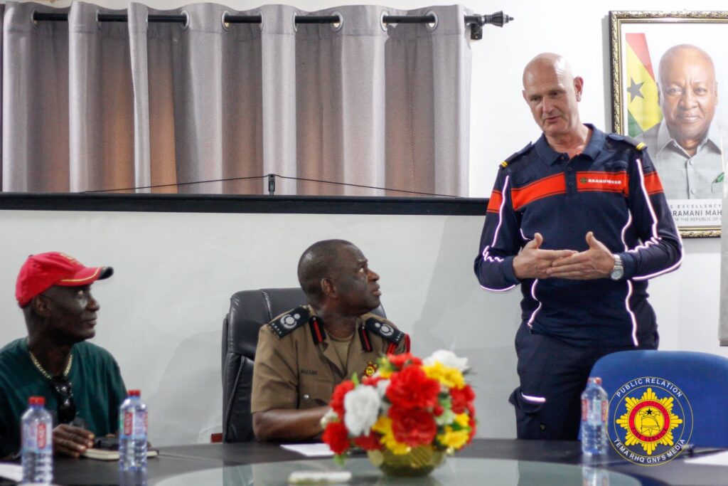 Former Netherlands Fire Chief engages GNFS Tema Command on capacity building