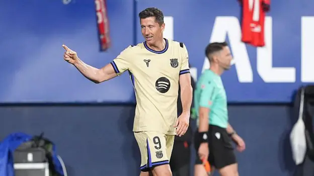 Barcelona move to within two points of La...