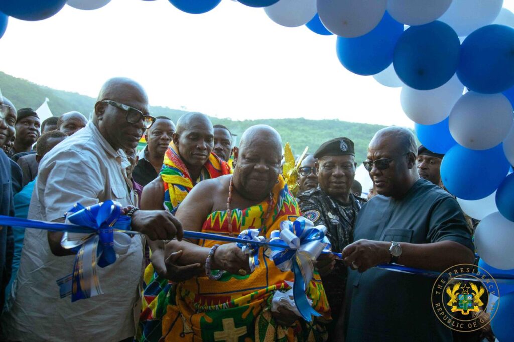 Mahama commissions Odumase Krobo Divisional Police HQ, boosts operations with vehicles