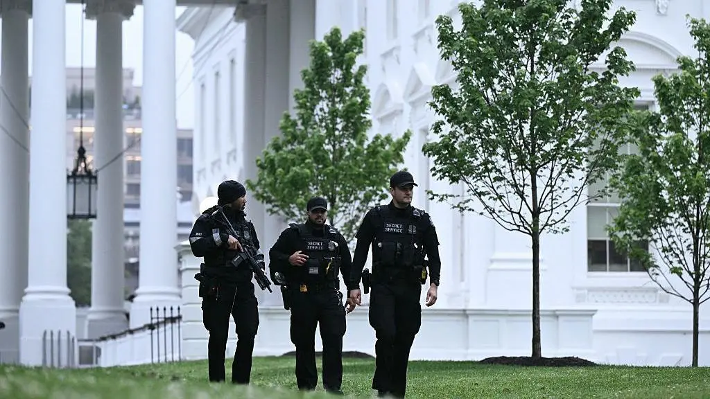 Two people shot in encounter with Secret...