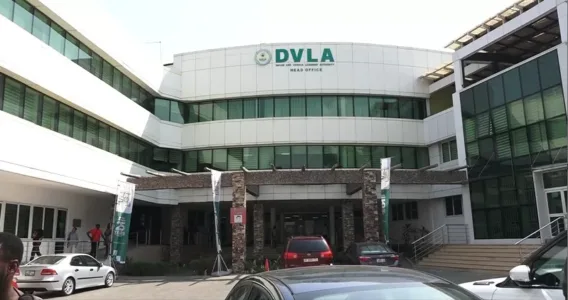 See the list of 16 DVLA offices with extended working hours from 6:00 am to 10:00 pm