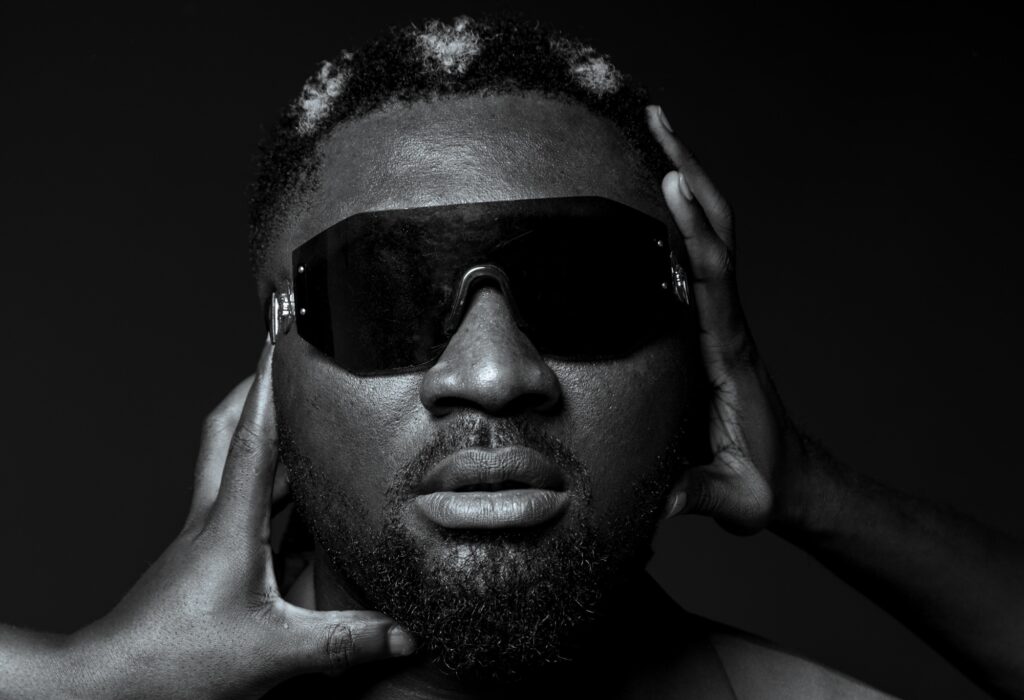 Amerado back to hardcore rap; releases...