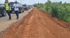 Roads Minister confronts contractor over ‘unacceptable’ delays on Techiman–Wenchi road