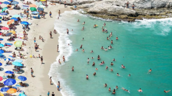 Tui sees summer sales fall 10% due to cautious UK customers