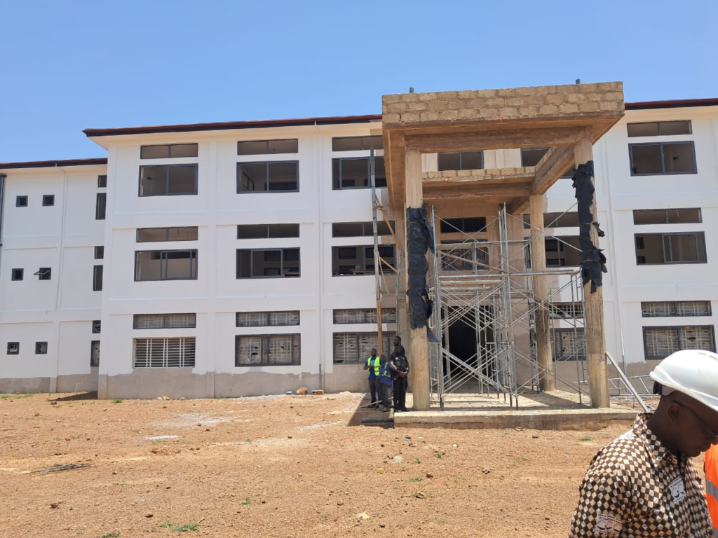 Contractor denies abandoning Judicial...