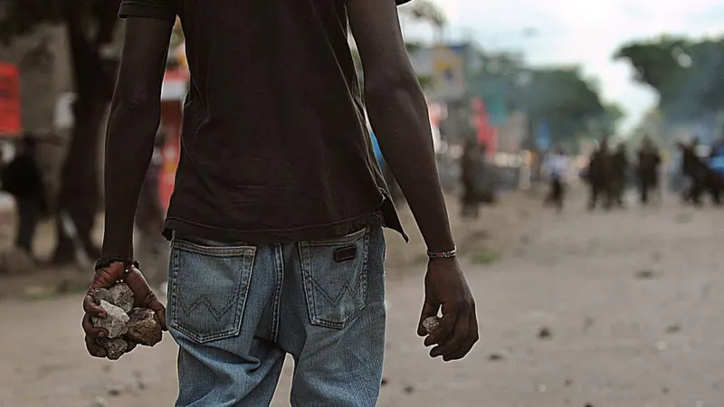 Kenya battles to stop the ‘goons and guns’ ...