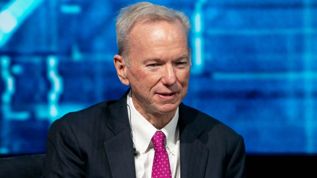 Former Google CEO Eric Schmidt Gets Booed by Graduates Over AI Comments