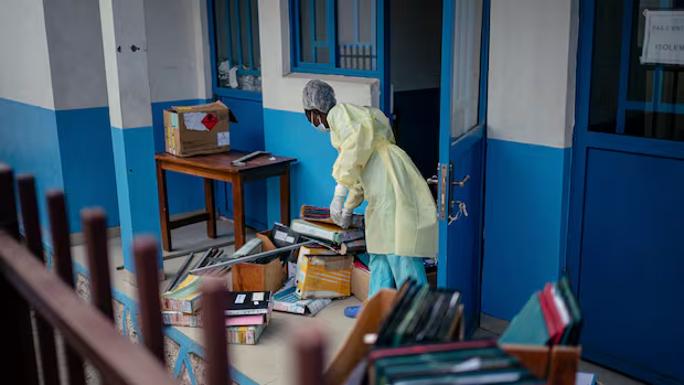 Congo: Flawed tests and funerals allowed...
