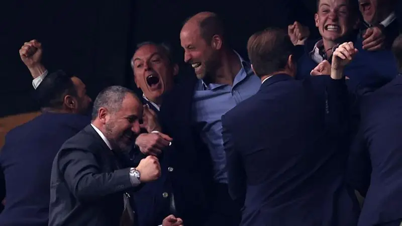 Prince William celebrates ‘amazing night’ as Villa fans party