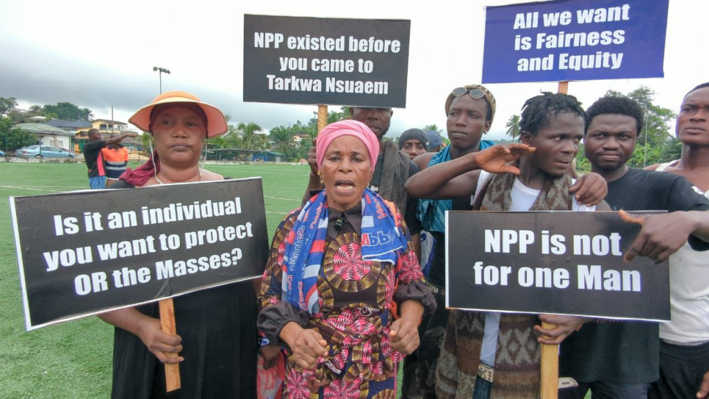 NPP supporters in Tarkwa-Nsuaem protest...