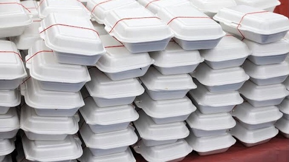 Plastic manufacturers oppose 2027...