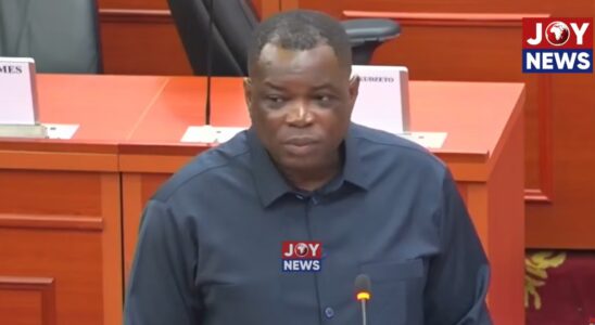 Agbodza raises alarm over traffic light board theft in front of police headquarters