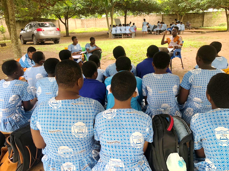 Diaspora Girls’ SHS Faces Serious Challenges: Students Learn Under Trees and in Canteen Due to Lack of Facilities