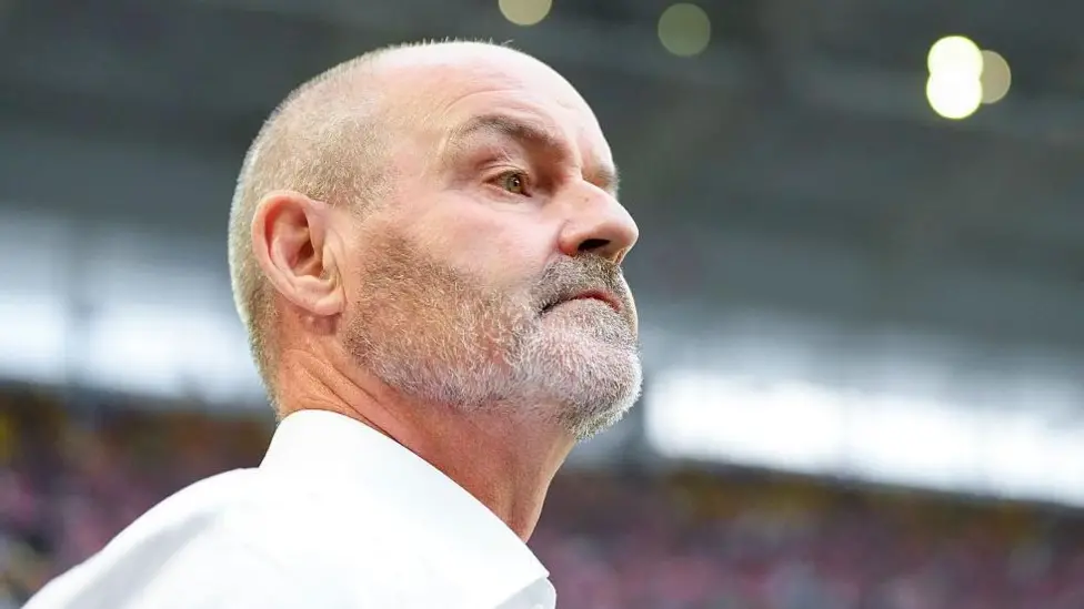 Clarke steps down as Scotland boss after...